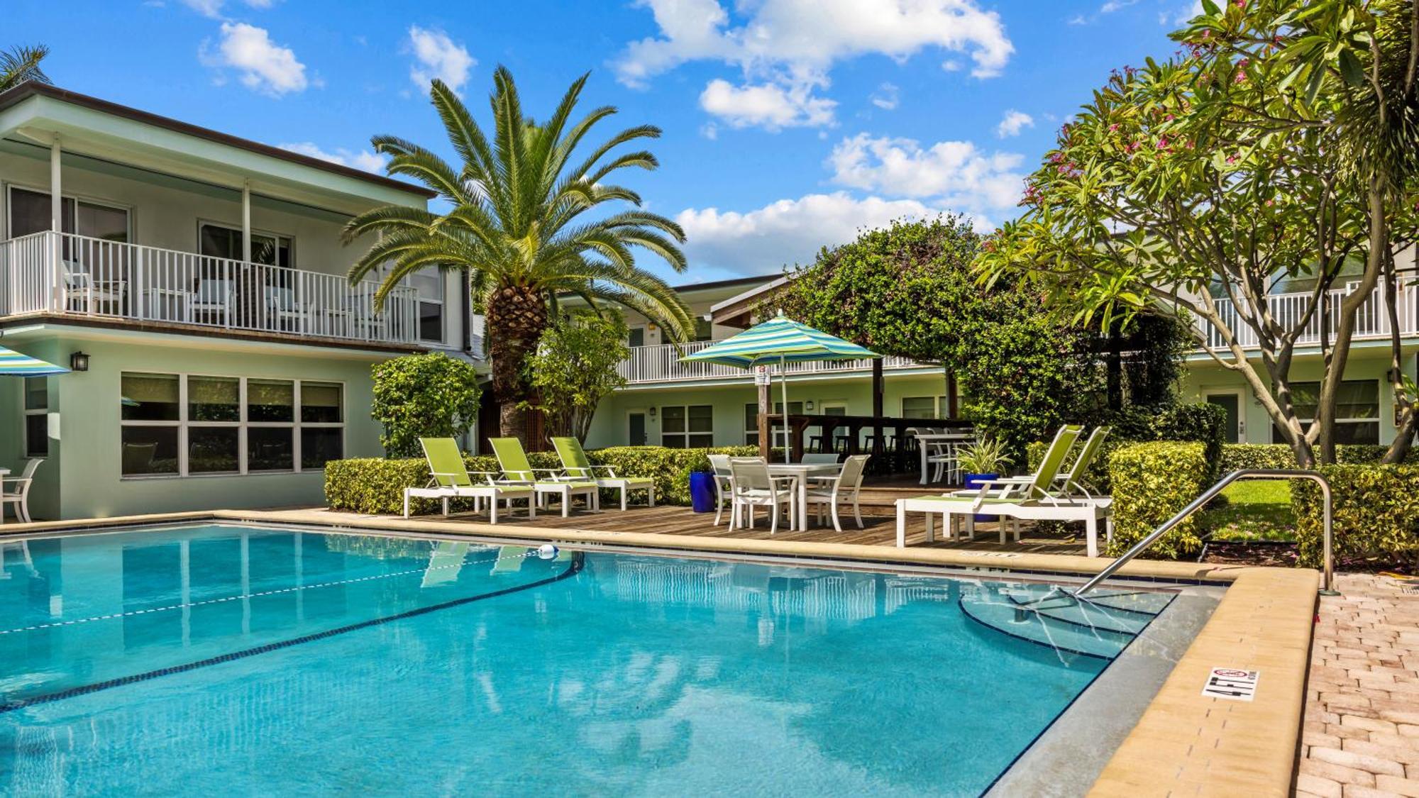 Sun Dek Beach House Бойнтон-Бич Экстерьер фото