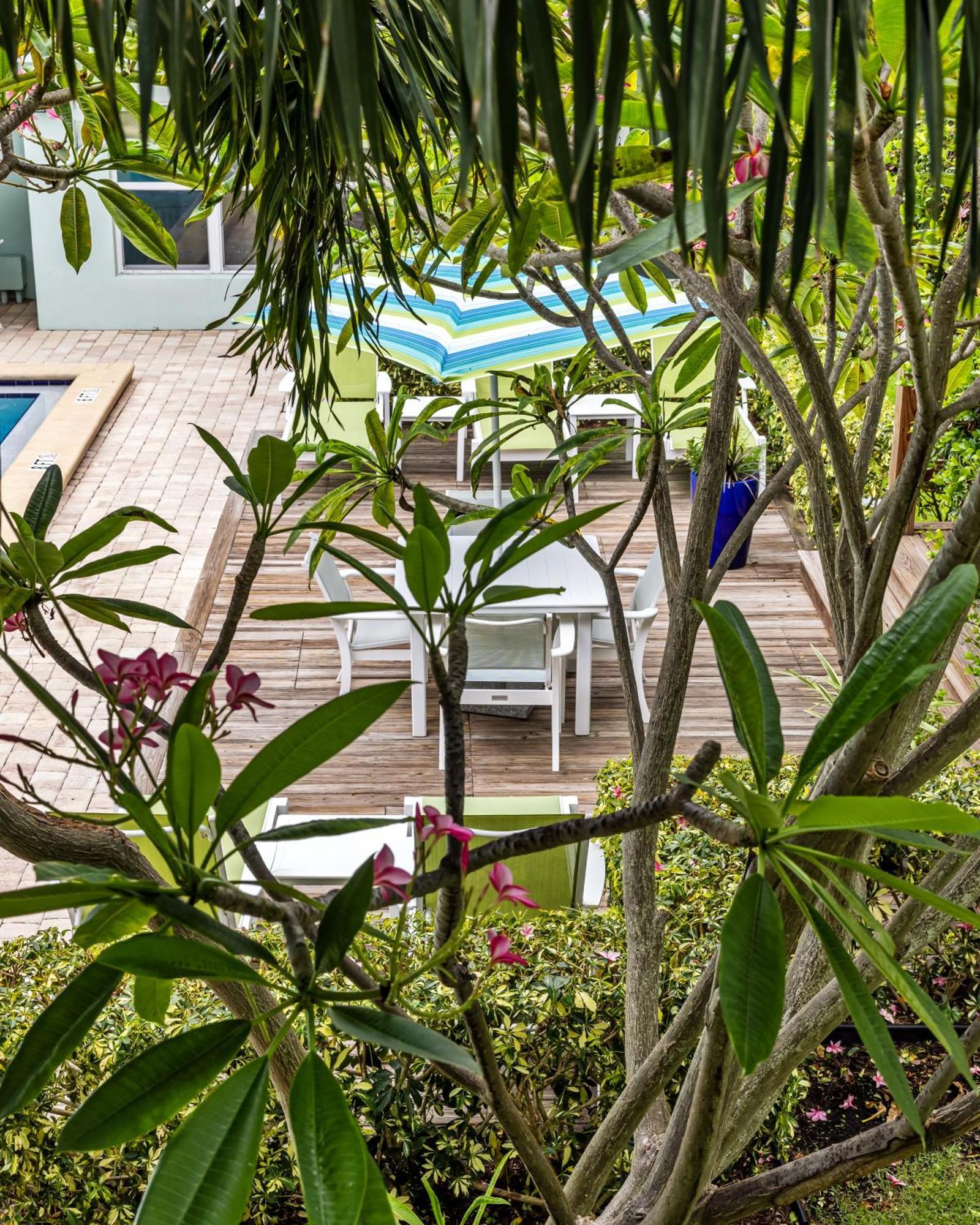 Sun Dek Beach House Бойнтон-Бич Экстерьер фото